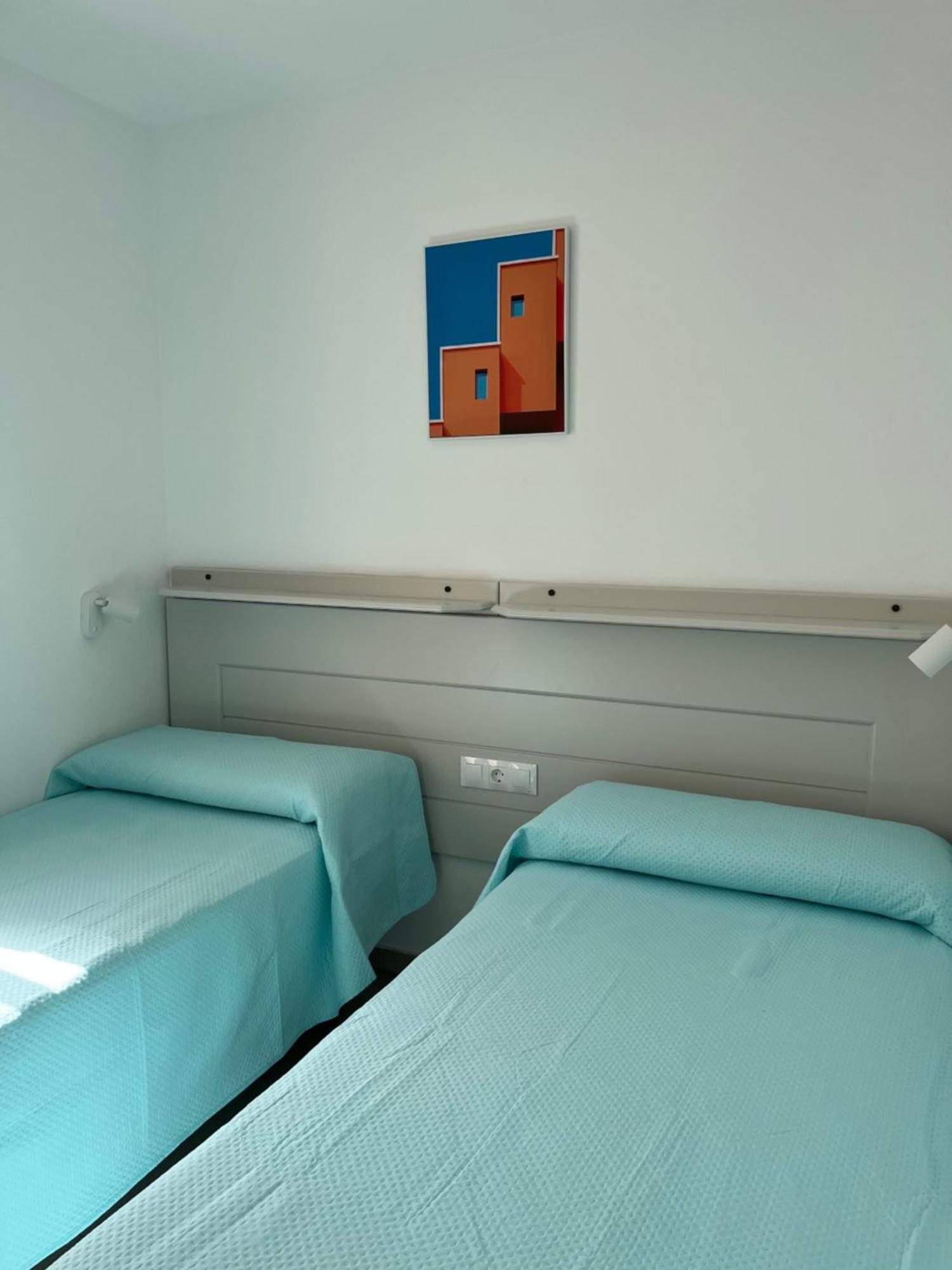 טורמולינוס Apartamentos La Proa מראה חיצוני תמונה